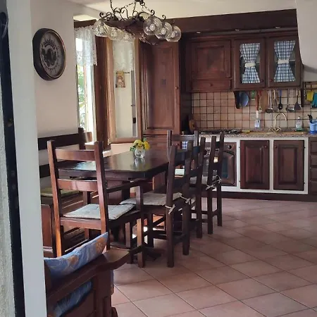 Holiday home Casa Fogolar